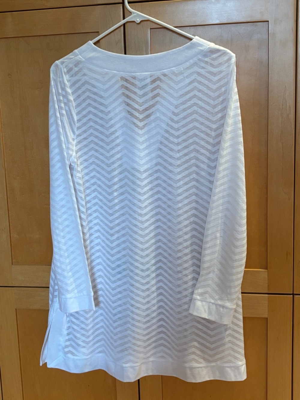 Catalina Arctic White Semi-Sheer Chevron Tunic Swim Cover Up - size M - Picture 2 of 6